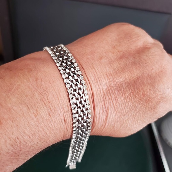 Vintage KJL‎ Kenneth J Lane Silver Tone Basket Weave Crystal Edge Bracelet - Picture 7 of 7